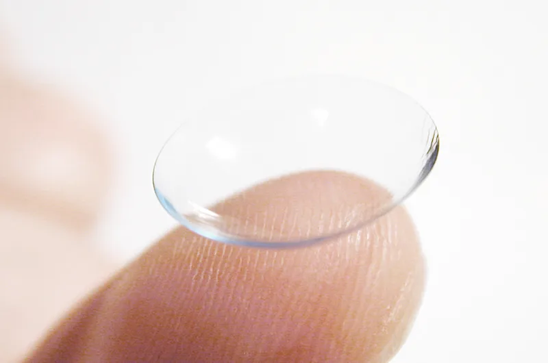 コンタクトや眼鏡の処方について